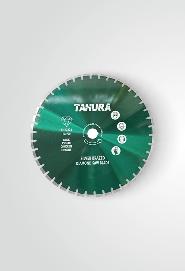 Tarcza diamentowa do betonu 700x4 mm segmentowa