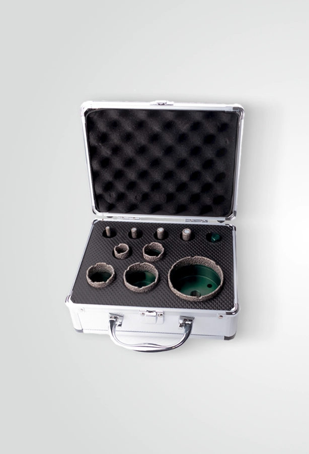 Walizka aluminiowa z otwornicami 9szt. + adapter M14